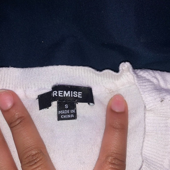 All white short shirt - Picture 3 of 3